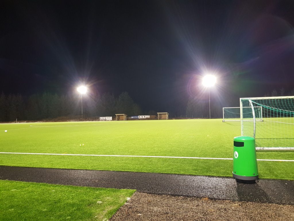 Atløy Stadion 100Lux