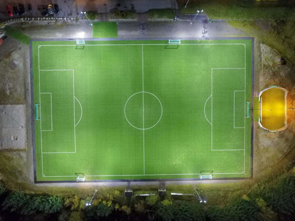 Atløy Stadion 100Lux