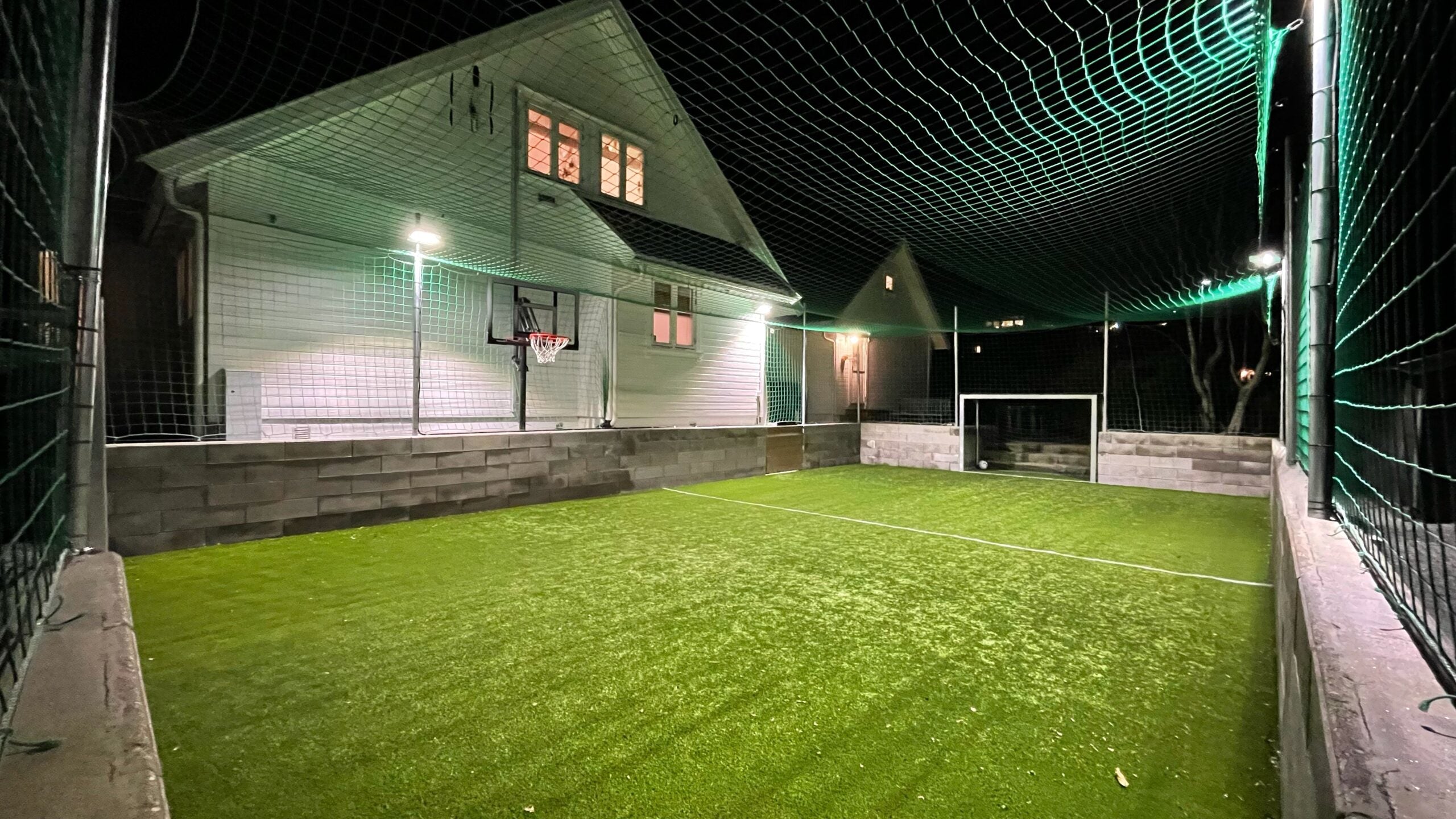 Ballbinge i hagen